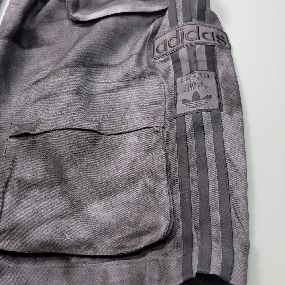 Adidas Originals Women's XXL Print Cargo Pants Grey Size 10 IW5532 NWT $190